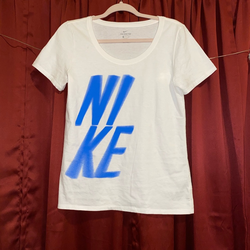 Small Nike Tee